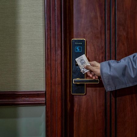 Red-5 - Al Safa Suites Salalah Eksteriør billede